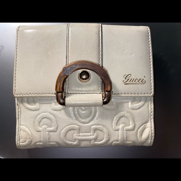 Authentic Gucci Bamboo D Ring Wallet - Picture 7 of 9